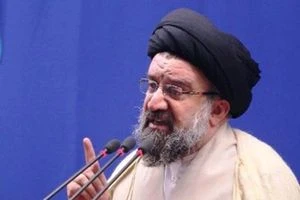آية الله خاتمي: ترامب بحاجة الى التفاوض مع ايران لكسب اصوات الناخبين