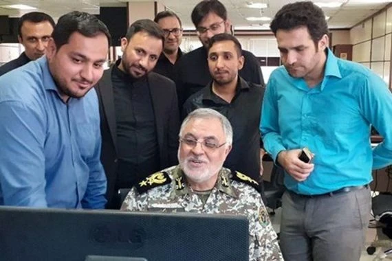 نائب قائد مقر خاتم الانبياء (ص) للدفاع الجوي الايراني يزور وكالة فارس
