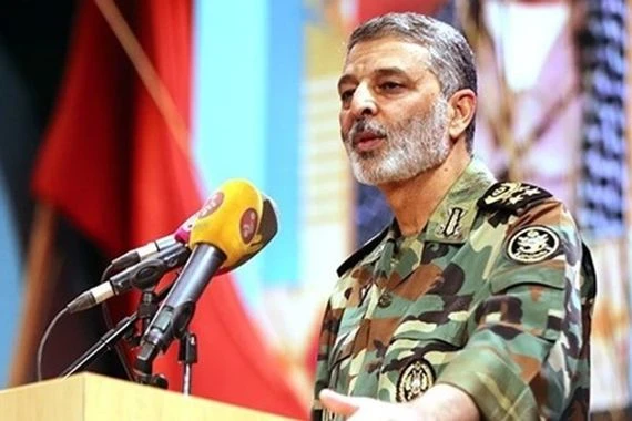 قائد الجيش الايراني يتوعد العدو من مغبة حماقة محاولة اختبار قوة ايران