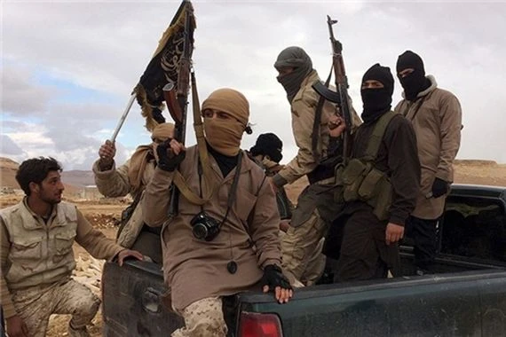 رايتس ووتش تحذر من نقل معتقلي داعش إلى العراق