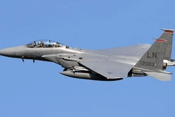 الدفاعات الجوية اليمنية تعترض طائرة F15 معادية في محور جيزان