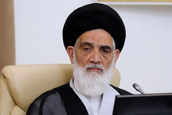 رئيس المحكمة الايرانية العليا: حفظ النظام خط احمر للشعب
