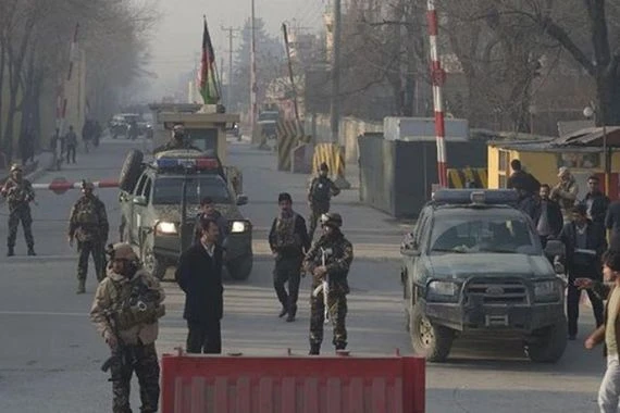 6 ضحايا و23 مصابا في انفجارين متزامنين في العاصمة الأفغانية