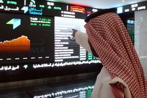 بورصة السعودية تسجل أسوأ خسائر منذ شهر