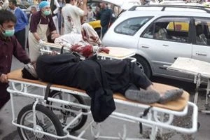شاهد..انفجار دراجة نارية مفخخة بأفغانستان ومقتل وجرح العشرات