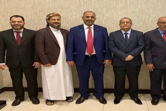 'عيدروس' في جدة لاحتواء التدهور الحاصل بشأن الجنوب اليمني + فيديو