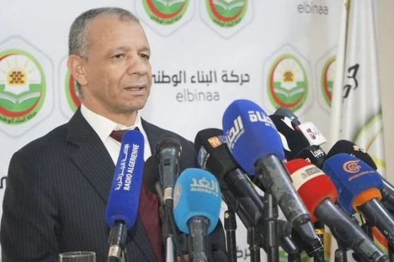 وزير سابق أول المترشحين لانتخابات الرئاسة بالجزائر