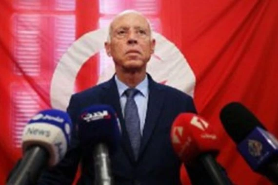 أول تعليق من قيس سعيد بعد فوزه برئاسة تونس