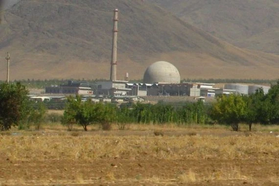 وفد بريطاني يزور ايران لإكمال مشروع تحديث مفاعل اراك