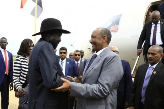​​​​​​​وصول البرهان إلى جوبا لمحادثات السلام بين الحكومة والحركات