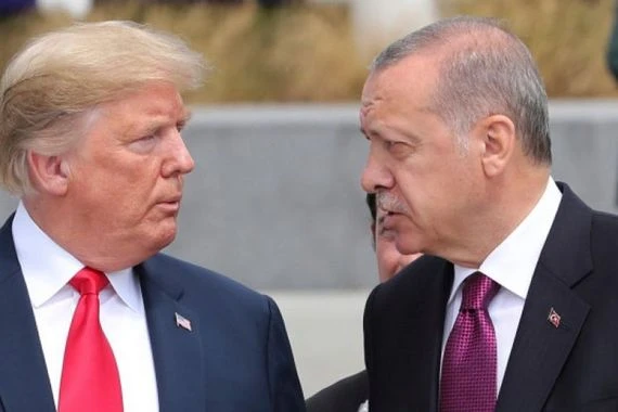 ترامب يتوعد تركيا بعقوبات مدمرة إذا لم ينجح اجتماع بنس