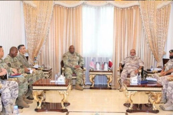 رئيس أركان قطري يجتمع مع مسؤولين بحلف 'الناتو' والجيش الاميركي