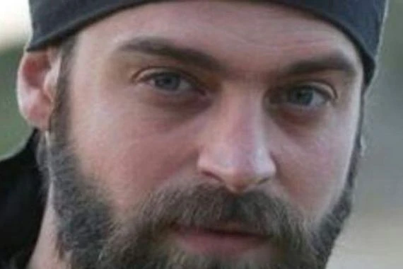 وفاة المخرج السوري خالد حصوة تعيد نجله وليد إلى دمشق