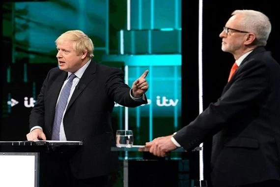 في أول مناظرة تلفزيونية بينهما .. جونسون يواجه زعيم المعارضة كوربن