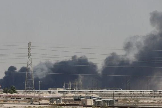 أرامكو السعودية تسعى إلى تغطية تأمينية من مخاطر الحرب
