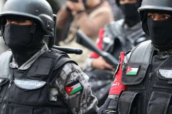 الأمن الأردني يحبط تهريب 40 ألف حبة من المخدرات