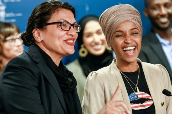 نائبتين مسلمتين في الكونغرس تتعرضان لحملة تشهير في فيسبوك