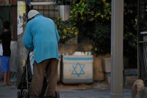 تقرير: ربع سكان إسرائيل تحت خطر الفقر!