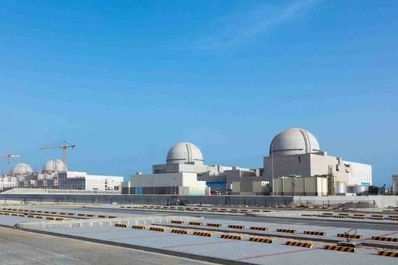 ديلي تلغراف: مفاعل الإمارات قد يؤدي إلى سباق تسلح نووي