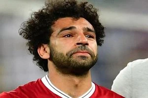 الحزن يسيطر على محمد صلاح في مباراة ليفربول وليستر سيتي
