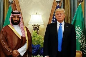 مزيد من الأموال السعودية تدفع لأمريكا لشراء السلاح