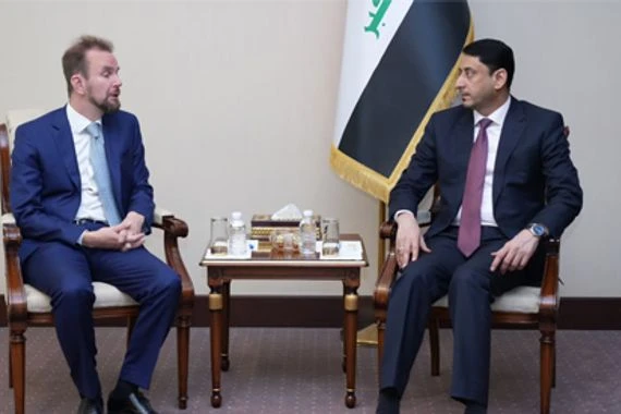 الأمين العام لمجلس الوزراء يستقبل سفير الاتحاد الأوربي لدى العراق