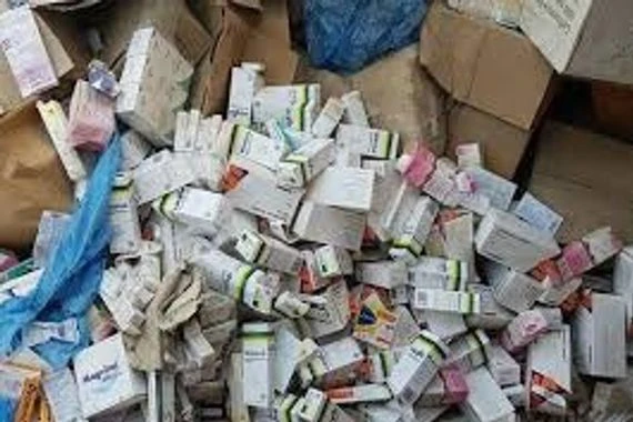 عصابة تتاجر بالأدوية الفاسدة عبر تدشين ورشة لتغيير تاريخ الصلاحية
