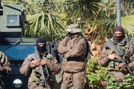تونس.. مقتل ضابط و3 إرهابيين في تبادل لإطلاق النار بالقصرين