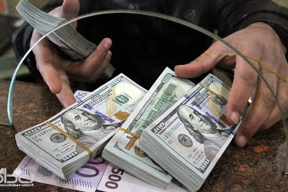 بالوثيقة.. قرار رسمي بتجميد اموال مدير عام سابق بوزارة الصناعة بتهمة تمويل الارهاب