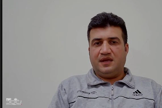 أول ظهور لنايف الكردستاني بعد تجاوزه على المرجعية (فيديو)