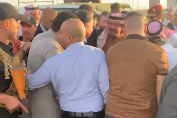 بالفيديو.. هكذا استقبل أهالي الفلوجة رافع العيساوي بعد تبرئته