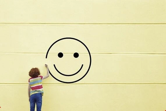 دراسة: النظر إلى صور الأشخاص المبتسمين يزيد من التأثيرات المضادة للاكتئاب