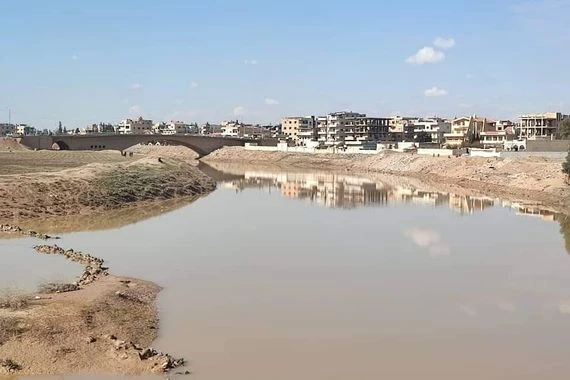 تدفق المياه في نهر الخابور الواصل إلى العراق بفعل الأمطار وذوبان الثلوج