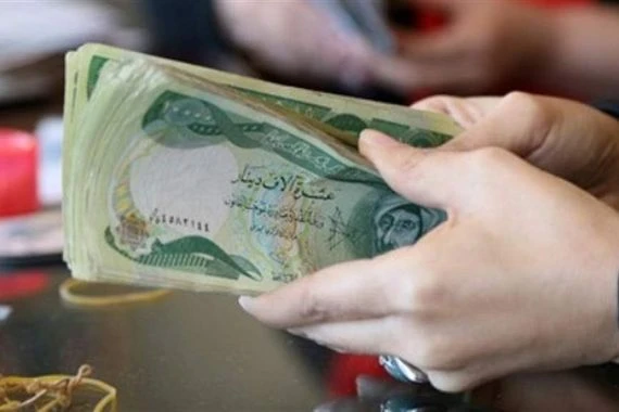 سلّم رواتب الموظفين في طريقه للبرلمان وإصرار على تمريره سريعًا
