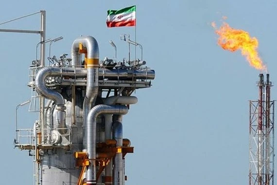ايران تضغط على العراق لتسديد ديون الغاز وتنتقد طريقة الدفع