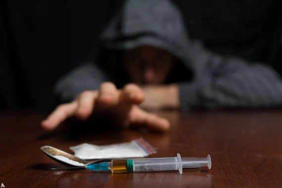 المخدرات.. مقترحات بتعديلات قانونية وإجراءات أمنية لمواجهة الآفة الأخطر