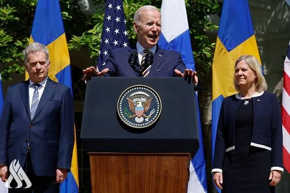 بايدن : السويد وفنلندا تستوفيان معايير الانضمام لحلف الناتو