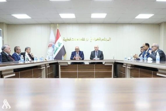 وزير التعليم يجتمع برؤساء المجالس العلمية في المجلس العراقي للاختصاصات الطبية