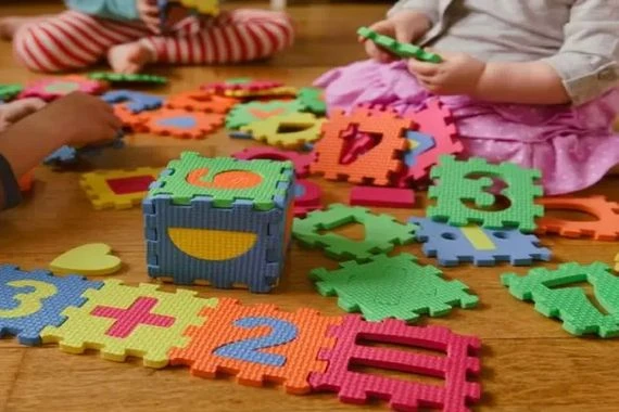 اللعب المثير يمنح الأطفال صحة عقلية أفضل