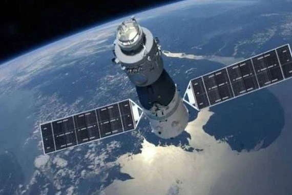الصين تنجح بإطلاق 3 أقمار صناعية أخرى إلى مدارات الأرض
