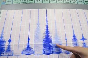 زلزال بقوة 5.6 درجات يضرب جنوب إيران