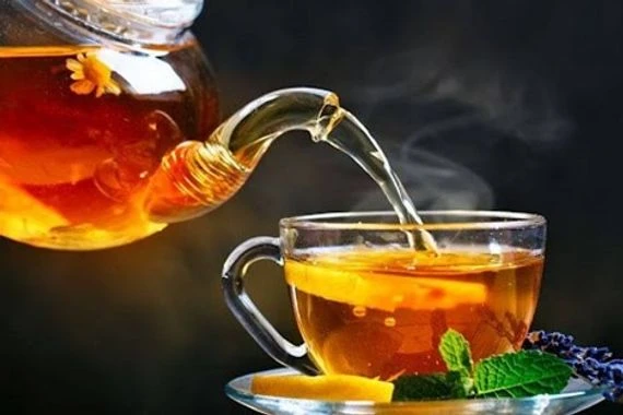 دراسة : اثبات فعالية شاي محدد في درء مخاطر صحية تهدد الإنسان طول العمر