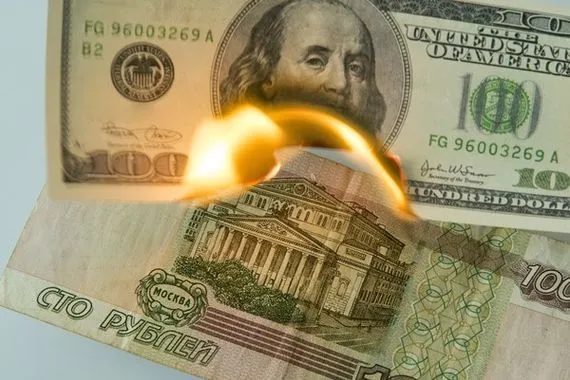 الروبل يواصل الارتفاع ويسجل أعلى مستوى أمام الدولار