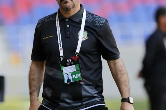 مدرب الشرطة يرد على الانتقادات
