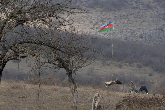 لتخفيف التوترات بينهما.. روسيا تدعو لترسيم الحدود بين أرمينيا وأذربيجان