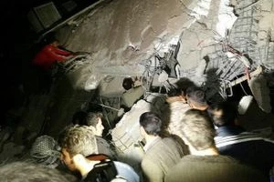 مصرع وإصابة 24 شخصاً جراء زلازل في جنوب إيران