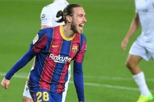 برشلونة يعلن رسميا رحيل مينغويزا الى سيلتا فيغو