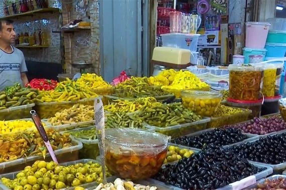 رمضان في بغداد: عادات عراقية متجذرة رغم الظروف الصعبة