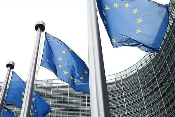 المفوضية الأوروبية تعلن اتخاذ إجراءات قانونية ضد بريطانيا