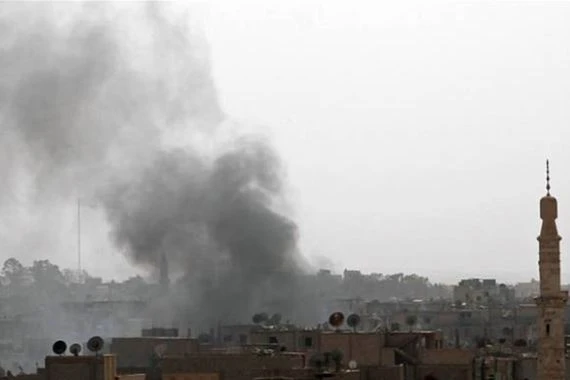 مقتل وإصابة 15 عسكريا باستهداف حافلة في سوريا